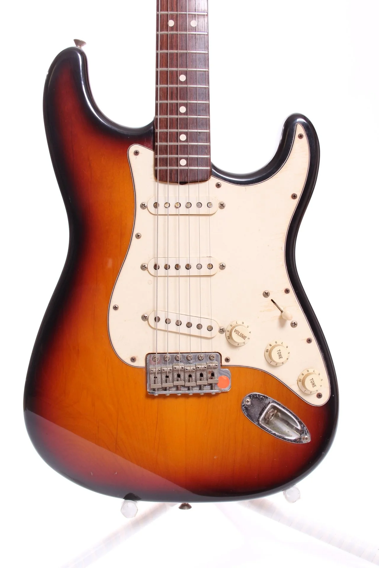 1993 Fender American Vintage '62 Reissue Stratocaster sunburst - Image 8